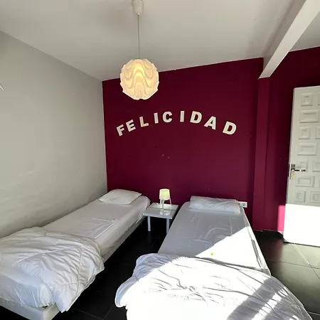 Eden Roc Av-22 Holiday home *
